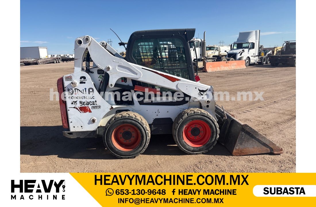 Maquinaria Pesada Mini Cargador 2015 BOBCAT S570