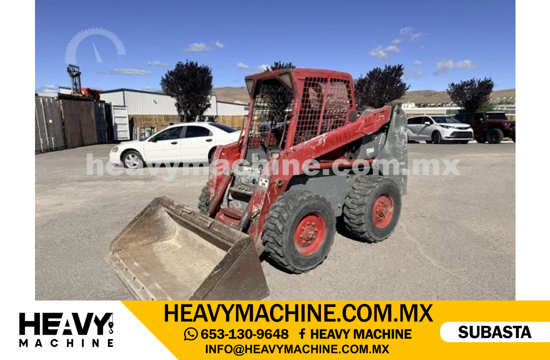 Maquinaria Pesada Mini Cargador BOBCAT S220