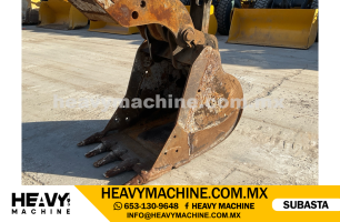 Maquinaria Pesada Mini Excavadora 2021 JOHN DEERE 135G