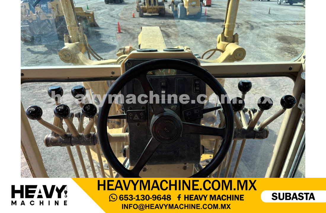 Maquinaria Pesada Motoconformadora 2001 CAT 140H