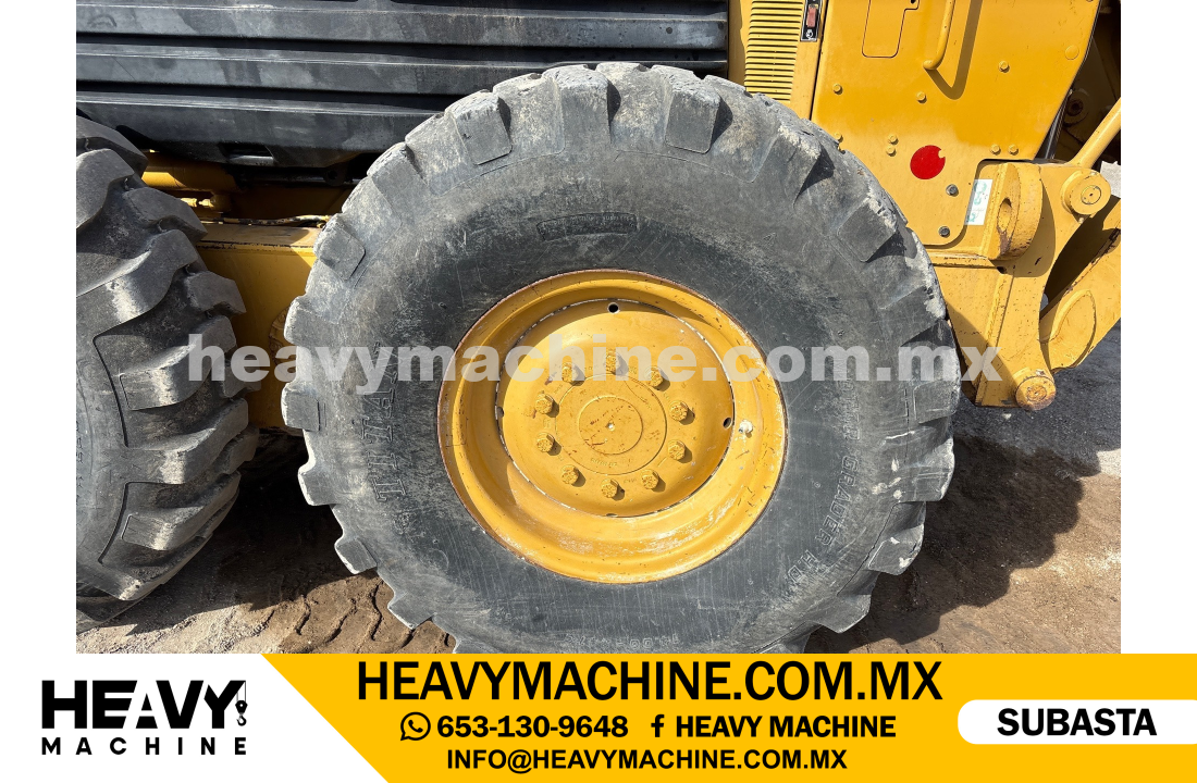 Maquinaria Pesada Motoconformadora 2001 CAT 140H