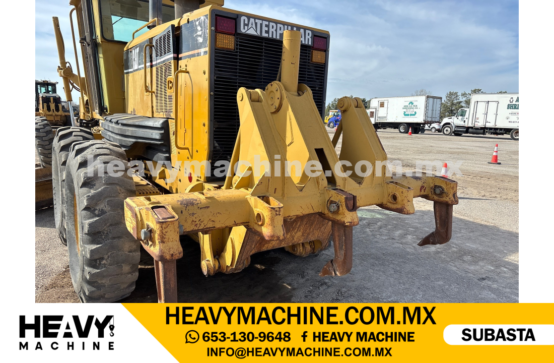 Maquinaria Pesada Motoconformadora 2001 CAT 140H