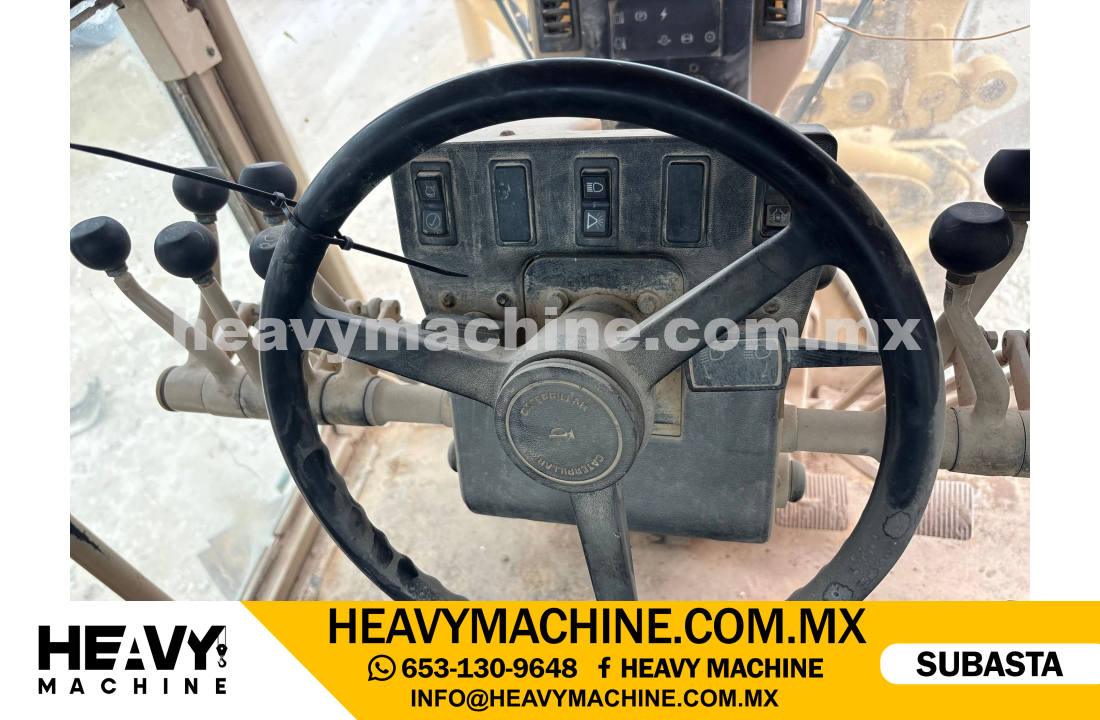 Maquinaria Pesada Motoconformadora 2001 CAT 140H