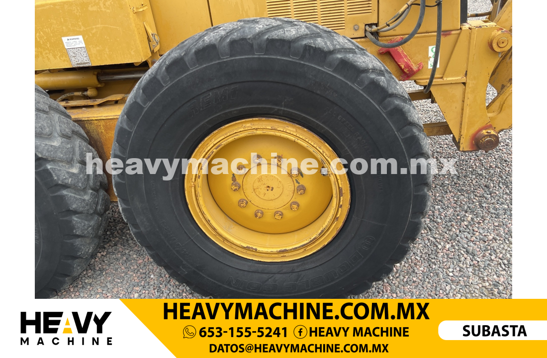 Maquinaria Pesada Motoconformadora 2002 CAT 140H