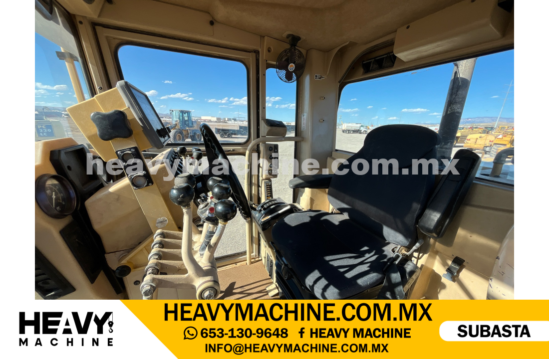 Maquinaria Pesada Motoconformadora 2002 CAT 140H