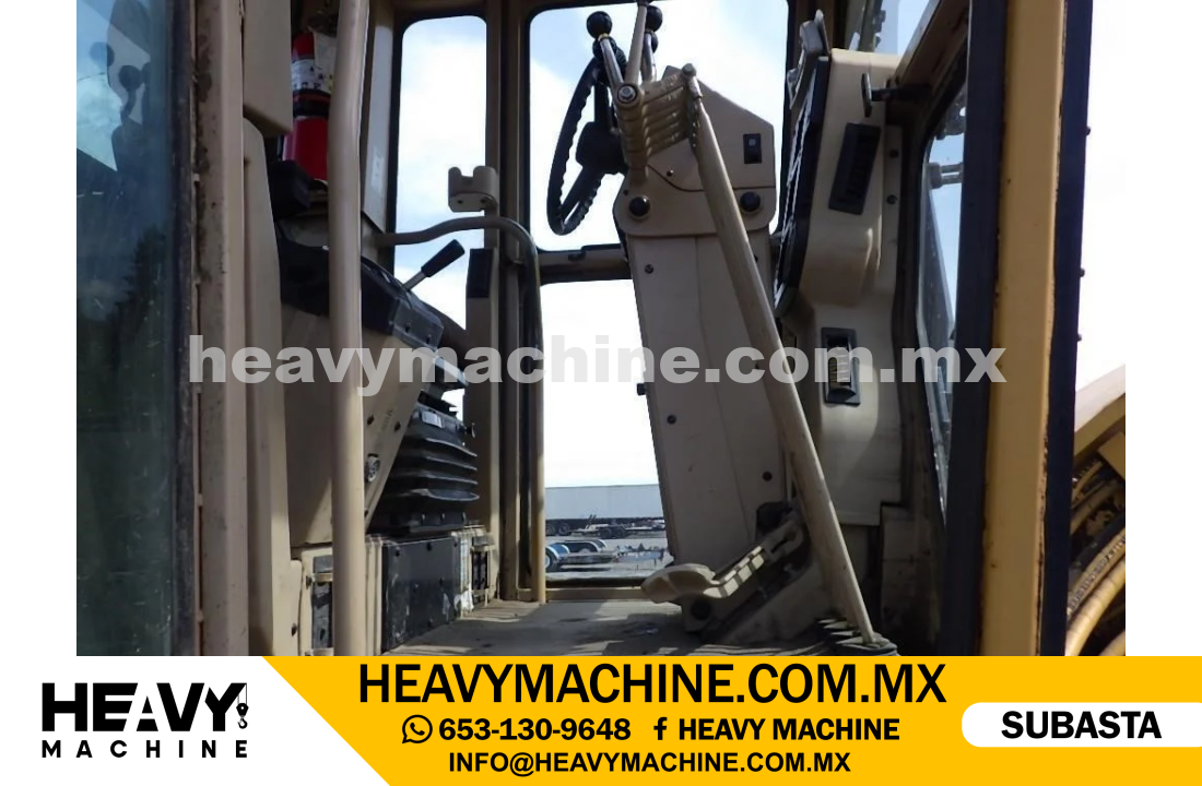 Maquinaria Pesada Motoconformadora 2005 CAT 140H