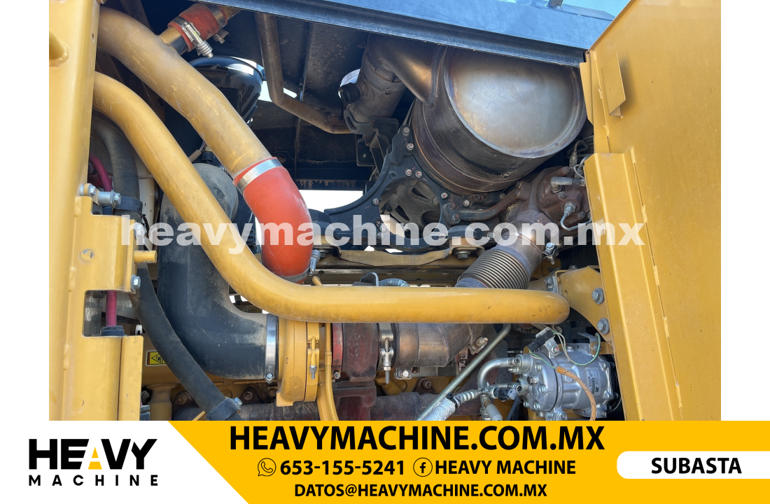 Maquinaria Pesada Motoconformadora 2011 CAT 140M2