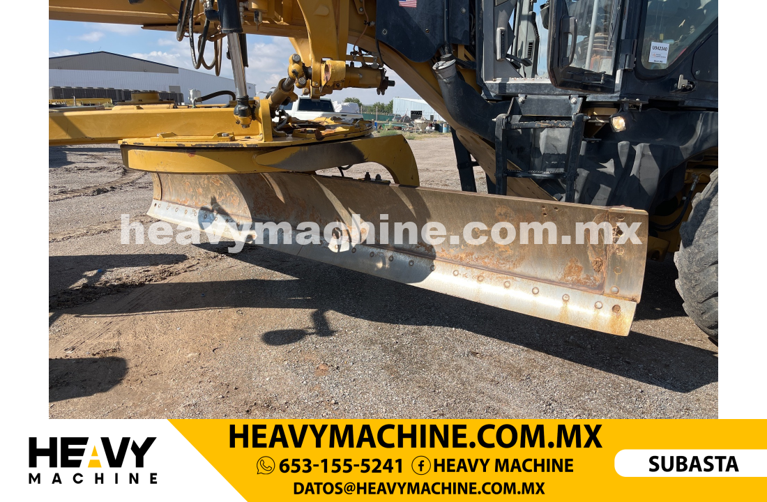 Maquinaria Pesada Motoconformadora 2011 CAT 140M2