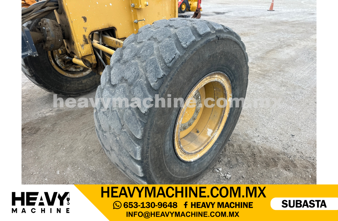 Maquinaria Pesada Motoconformadora 2018 JOHN DEERE 872GP