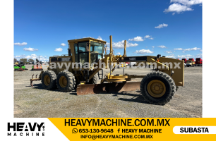 Maquinaria Pesada Motoconformadora 2002 CAT 140H