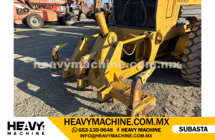Maquinaria Pesada Motoconformadora 2004 CAT 140H