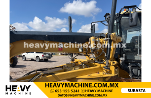 Maquinaria Pesada Motoconformadora 2011 CAT 140M2