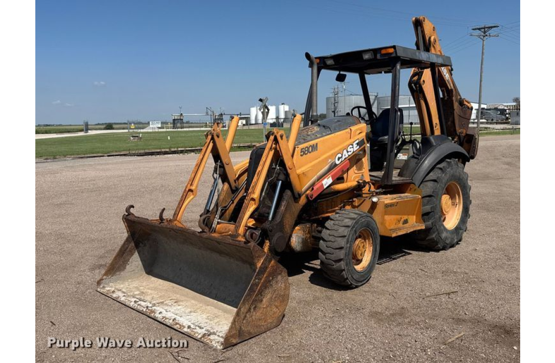 CASE 580M 2006