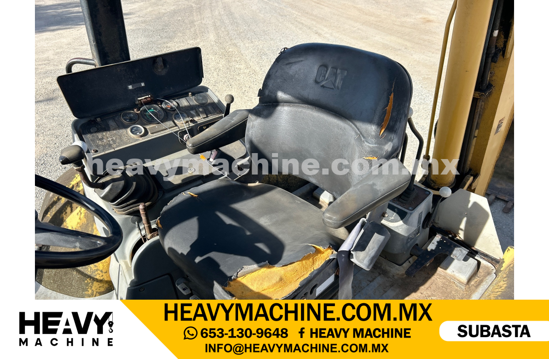 Maquinaria Pesada Retroexcavadora 1996 CAT 416C