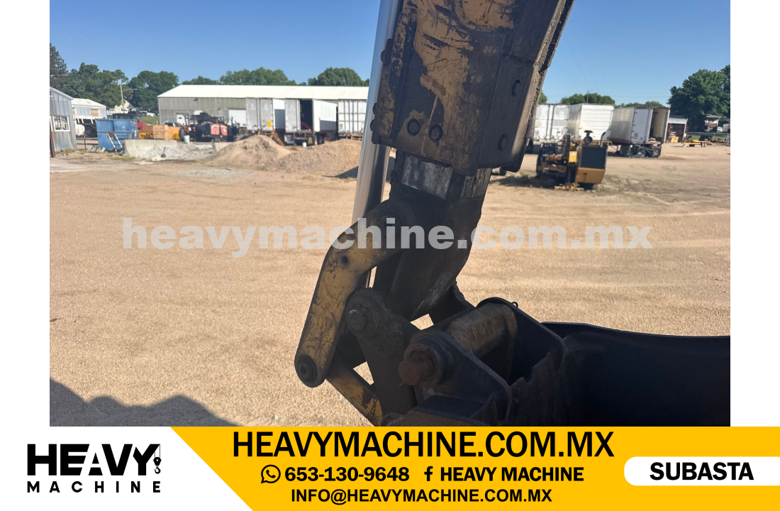 Maquinaria Pesada Retroexcavadora 1999 CAT 426C
