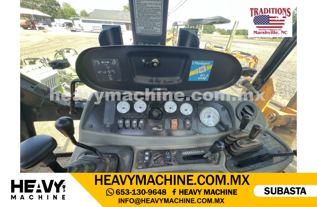 Maquinaria Pesada Retroexcavadora 2000 CAT 420d