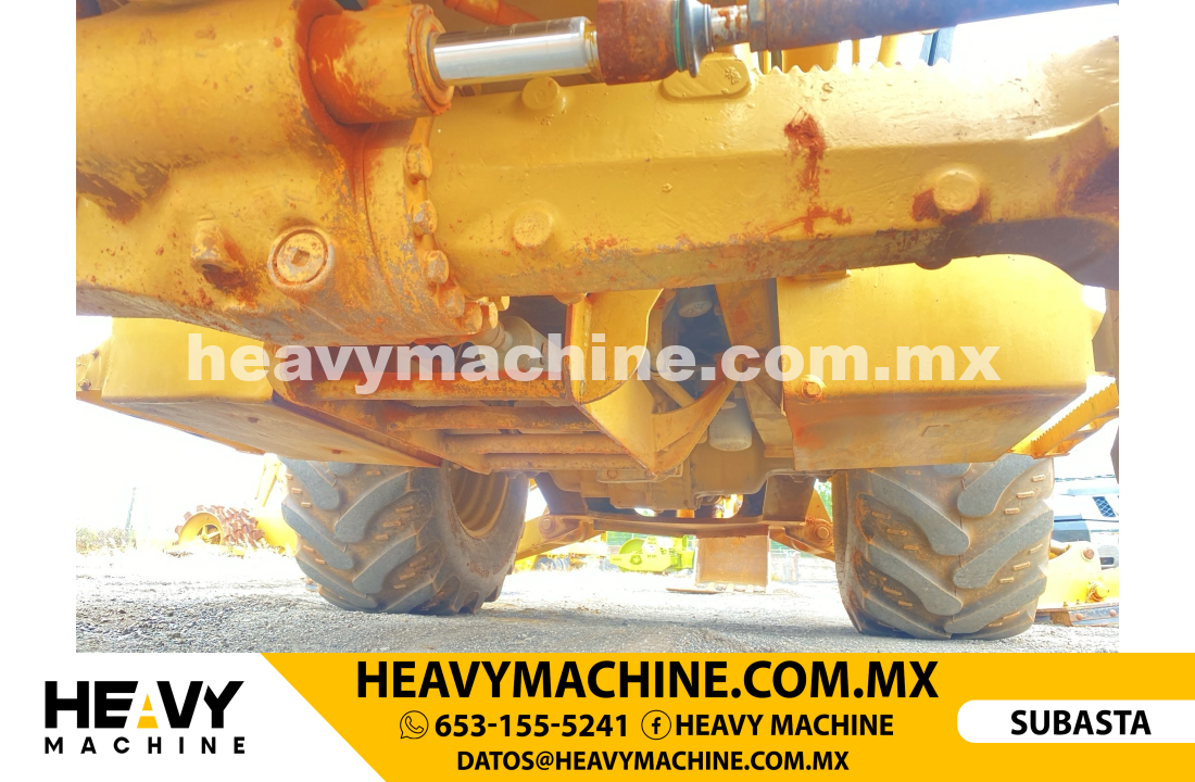 Maquinaria Pesada Retroexcavadora 2002 CAT 420D