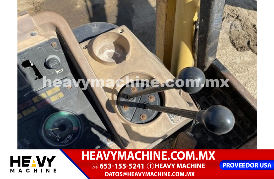 Maquinaria Pesada Retroexcavadora 2002 JOHN DEERE 710D