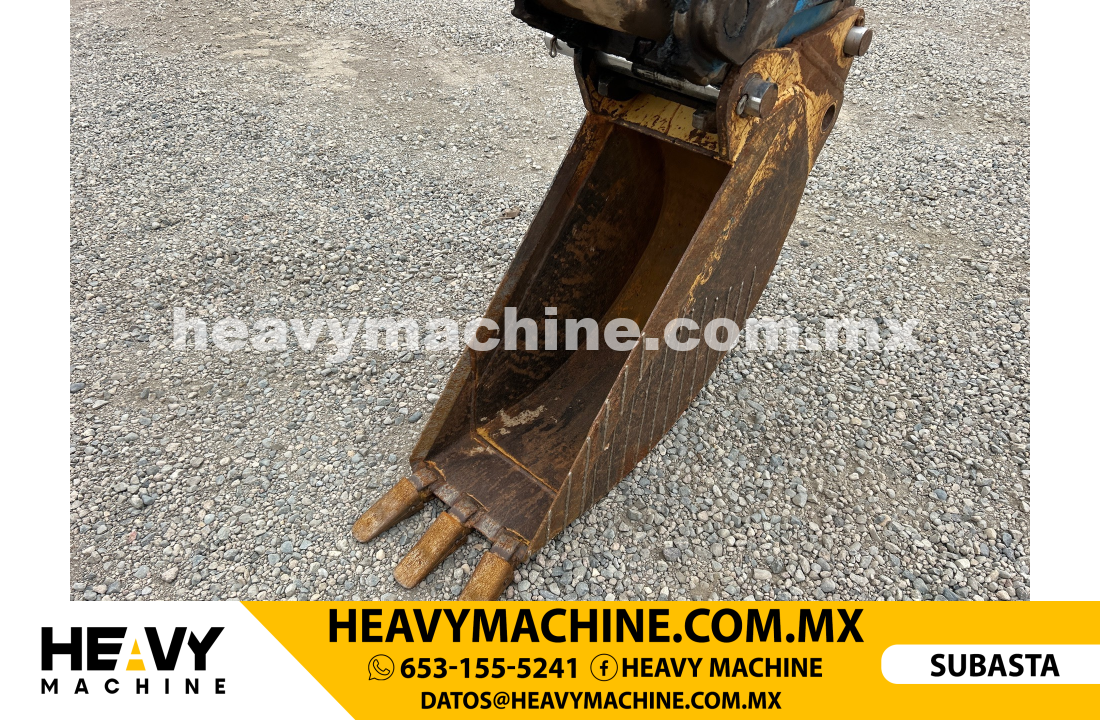 Maquinaria Pesada Retroexcavadora 2003 CAT 420D