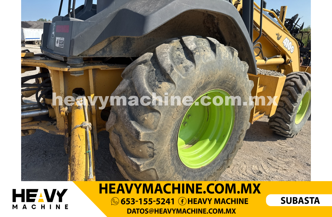 Maquinaria Pesada Retroexcavadora 2003 JOHN DEERE 410G