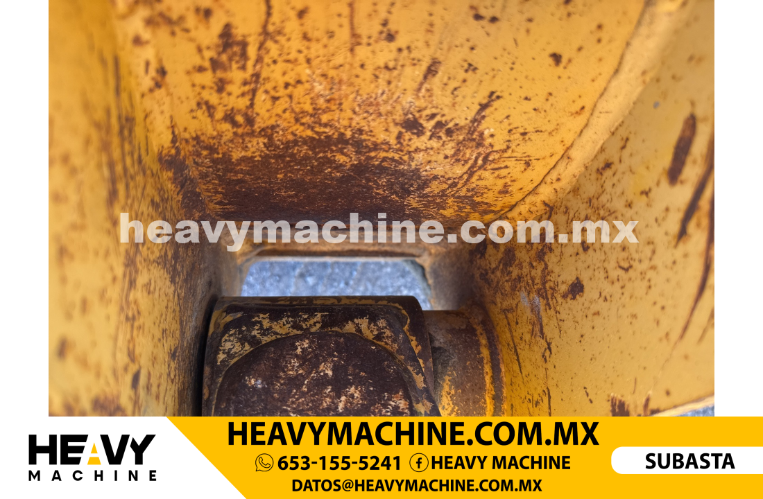 Maquinaria Pesada Retroexcavadora 2003 JOHN DEERE 410G