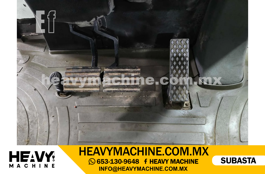 Maquinaria Pesada Retroexcavadora 2004 CAT 416D