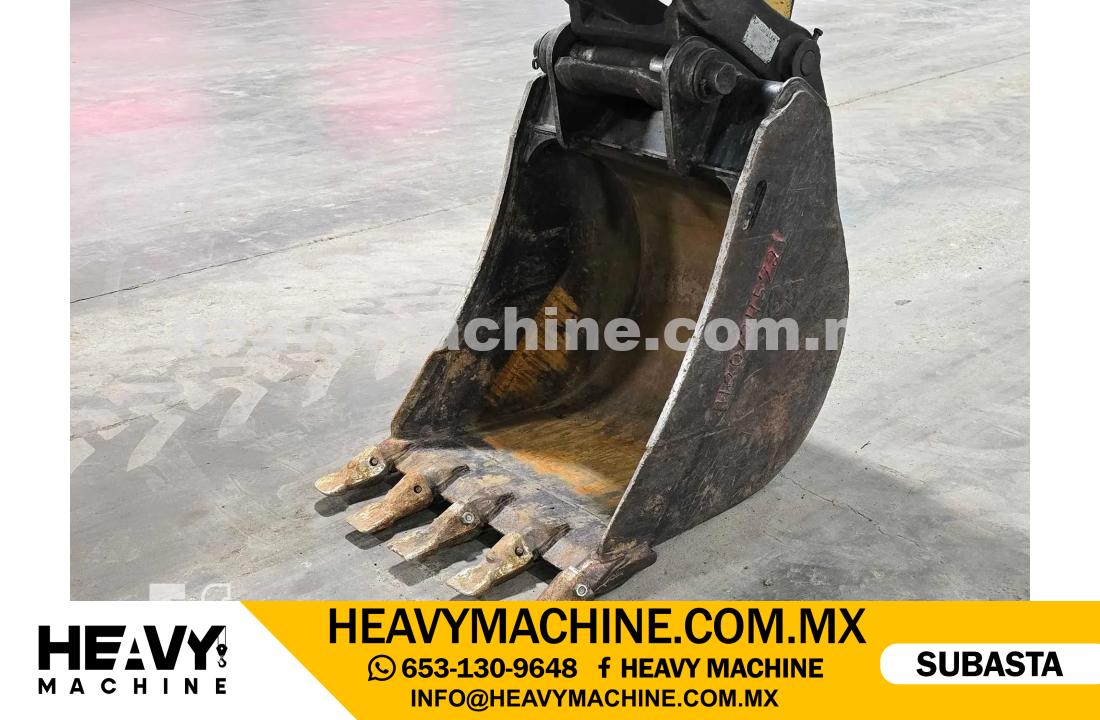 Maquinaria Pesada Retroexcavadora 2004 CAT 416D
