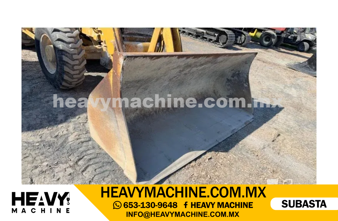 Maquinaria Pesada Retroexcavadora 2005 CAT 416D