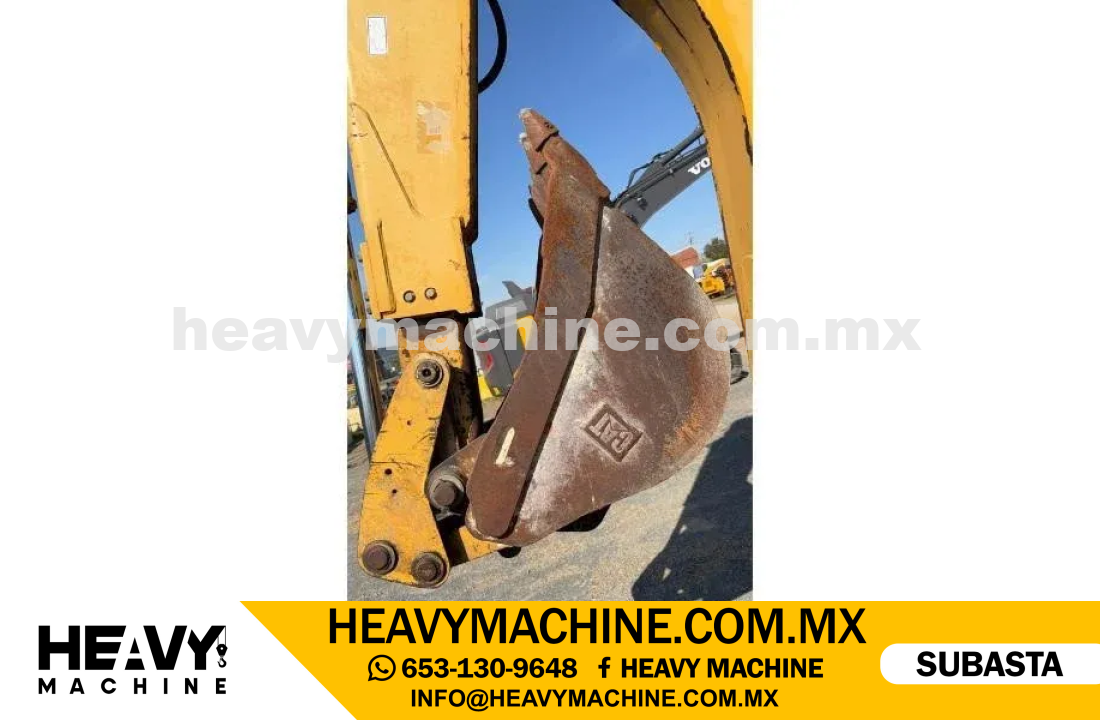 Maquinaria Pesada Retroexcavadora 2005 CAT 416D