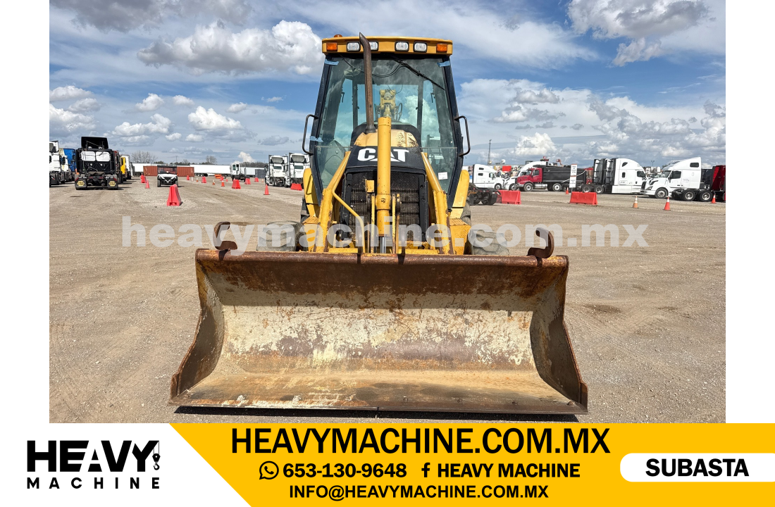 Maquinaria Pesada Retroexcavadora 2005 CAT 416 D