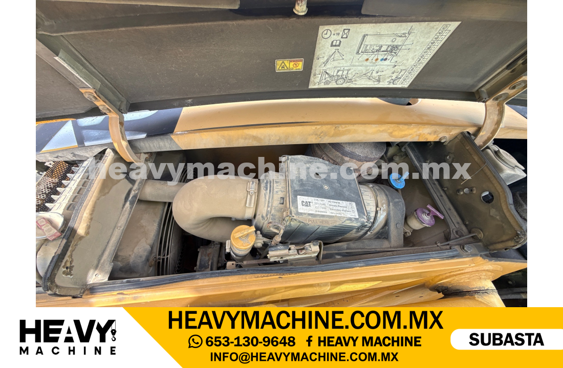 Maquinaria Pesada Retroexcavadora 2005 CAT 416 D