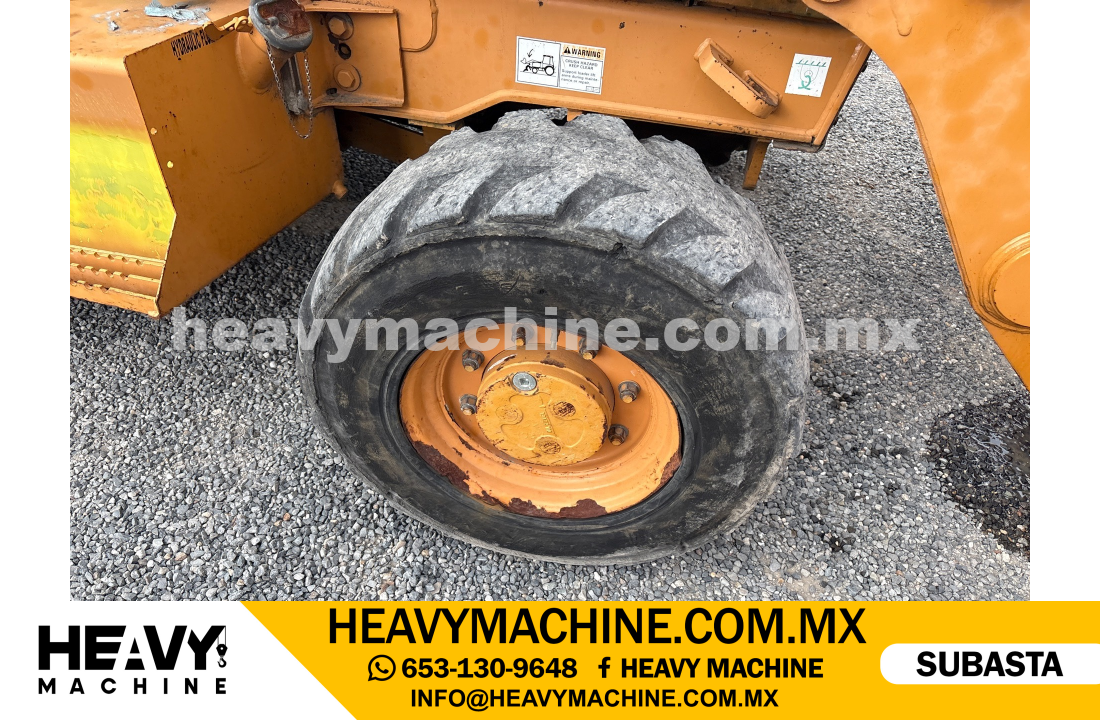 Maquinaria Pesada Retroexcavadora 2006 CASE 580SM