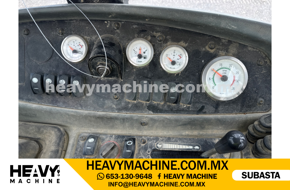 Maquinaria Pesada Retroexcavadora 2006 CAT 416D