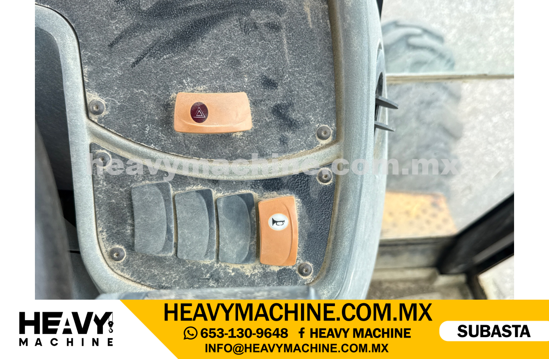 Maquinaria Pesada Retroexcavadora 2006 CAT 416D