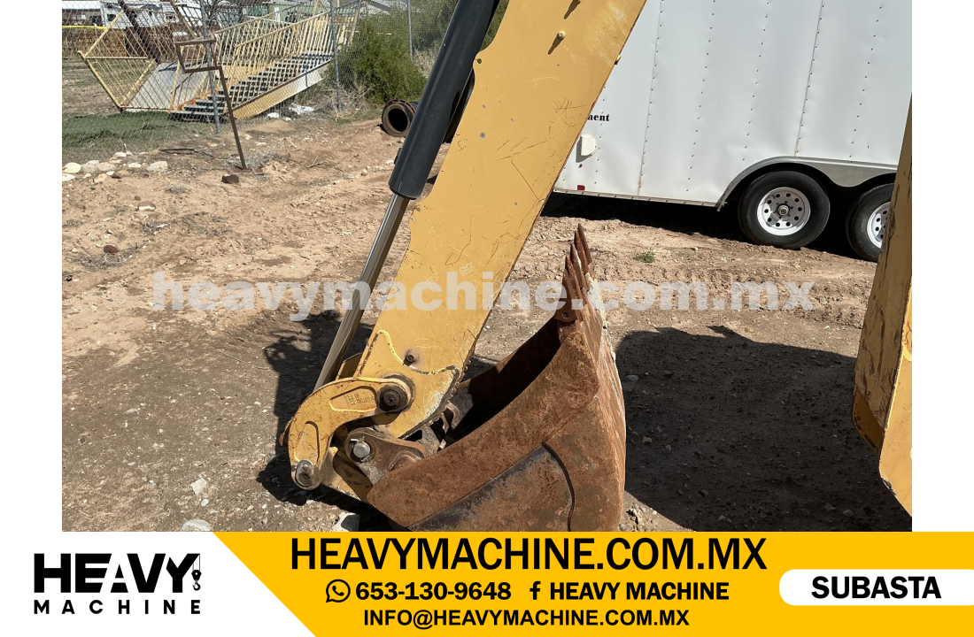 Maquinaria Pesada Retroexcavadora 2006 JOHN DEERE 310SG