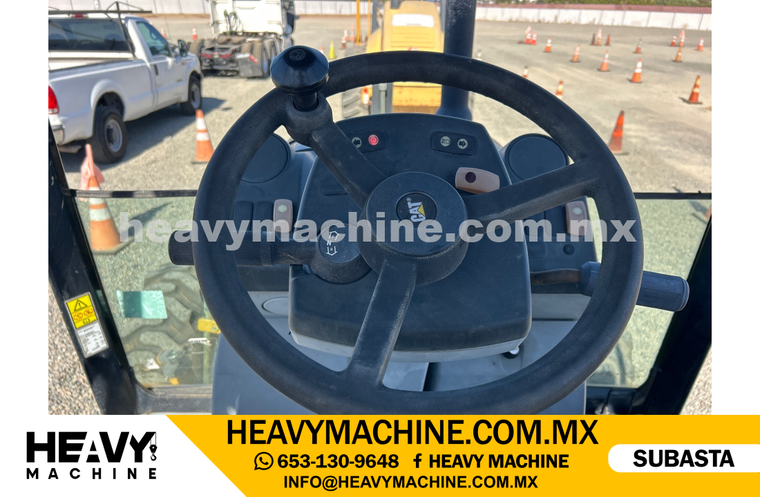 Maquinaria Pesada Retroexcavadora 2008 CAT 420E