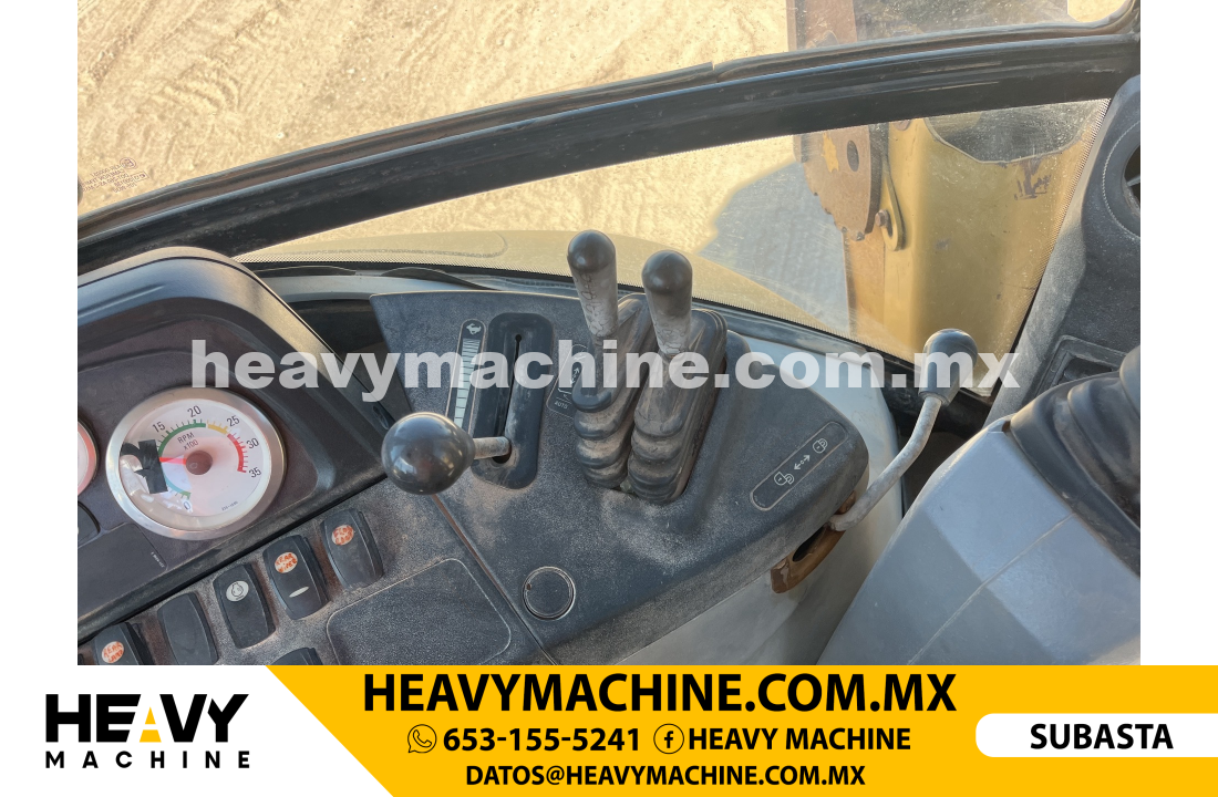 Maquinaria Pesada Retroexcavadora 2009 CAT 420E