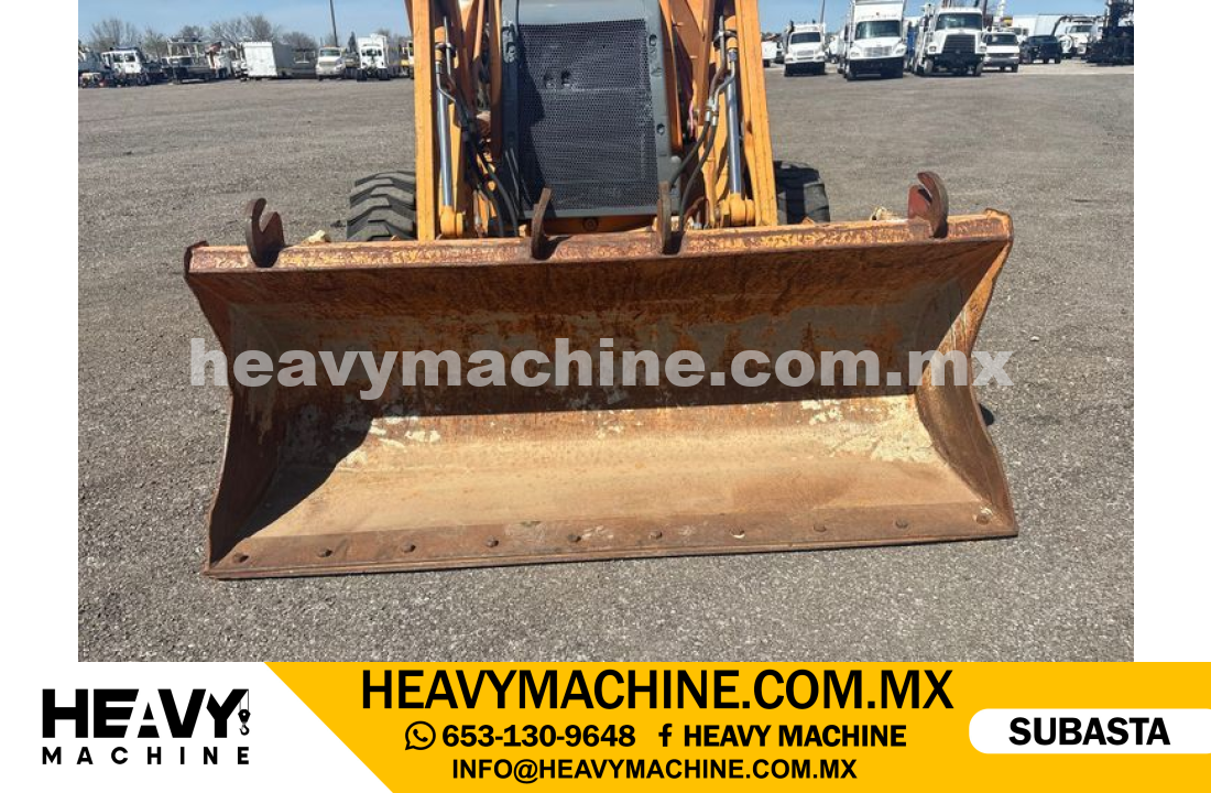 Maquinaria Pesada Retroexcavadora 2010 CASE 580 Super M