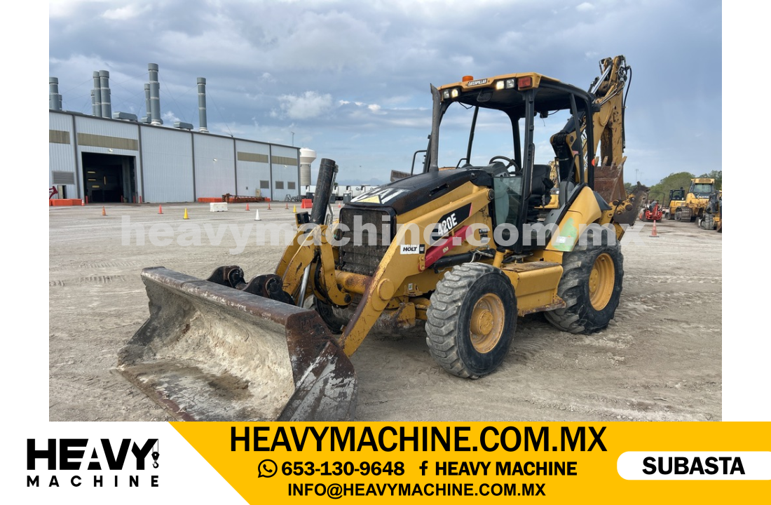 Maquinaria Pesada Retroexcavadora 2010 CAT 420E