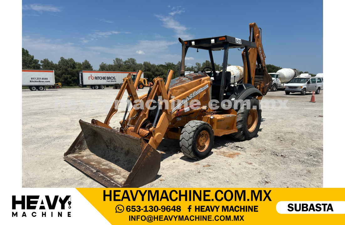 Maquinaria Pesada Retroexcavadora 2011 CASE 580N 4x4