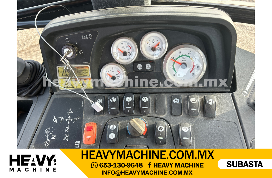 Maquinaria Pesada Retroexcavadora 2011 CAT 420E IT