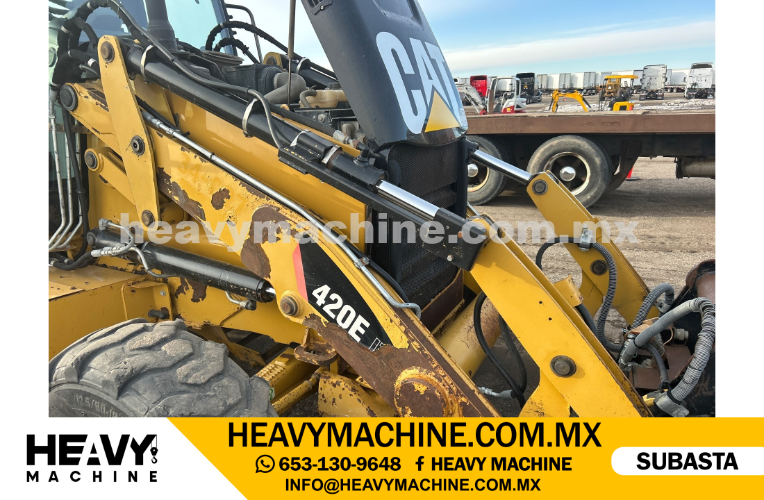 Maquinaria Pesada Retroexcavadora 2011 CAT 420E IT