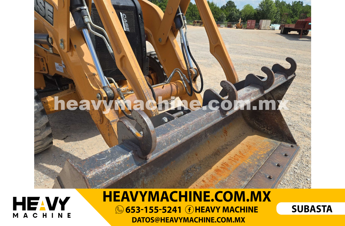 Maquinaria Pesada Retroexcavadora 2014 CASE 580SN