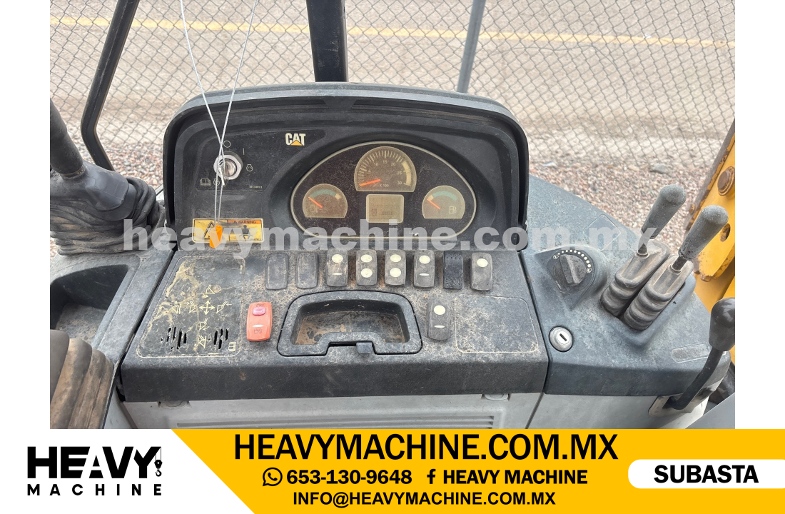 Maquinaria Pesada Retroexcavadora 2014 CAT 420F