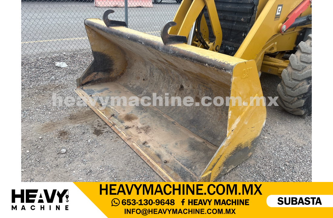 Maquinaria Pesada Retroexcavadora 2014 CAT 420F