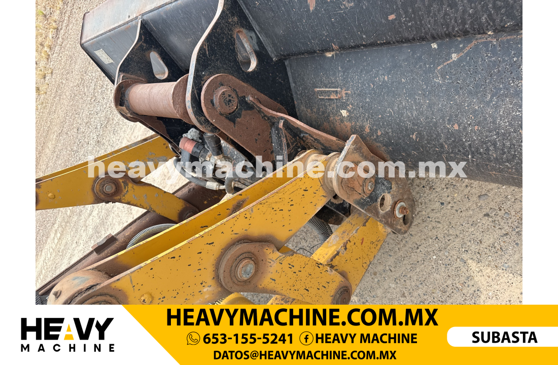 Maquinaria Pesada Retroexcavadora 2015 CAT 430F2IT