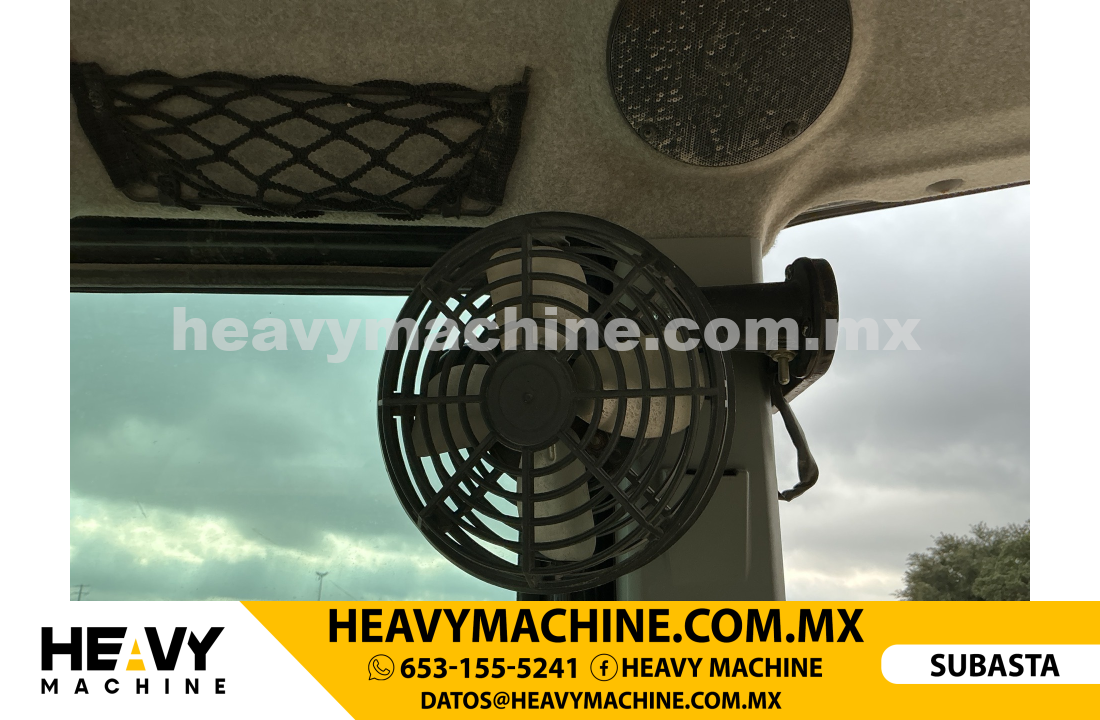 Maquinaria Pesada Retroexcavadora 2022 CAT 420 XE