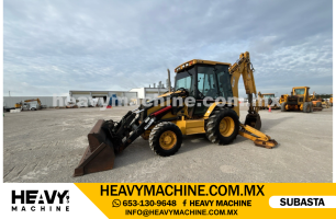 Retroexcavadora 2004 CAT 420D