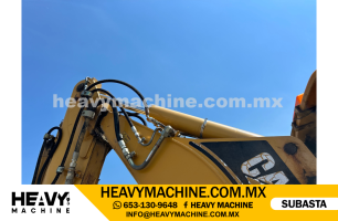 Maquinaria Pesada Retroexcavadora 2004 CAT 430D