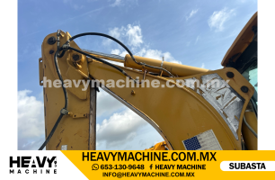 Maquinaria Pesada Retroexcavadora 2005 CAT 420D